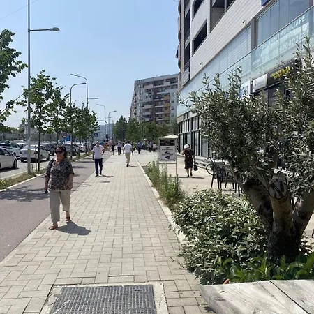 Kerols Elegant With Balcony * Tirana